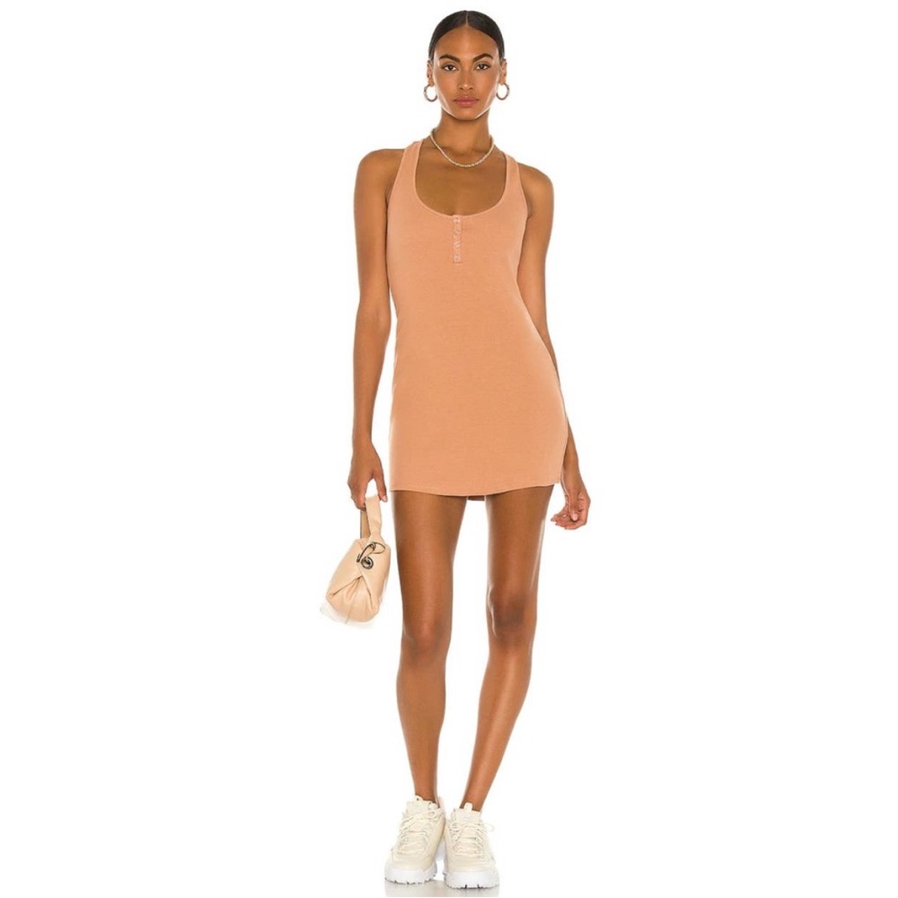 H:OURS Shauna Women’s Size XS  Knit‎ Ribbed snap Mini Dress Nude Revolve